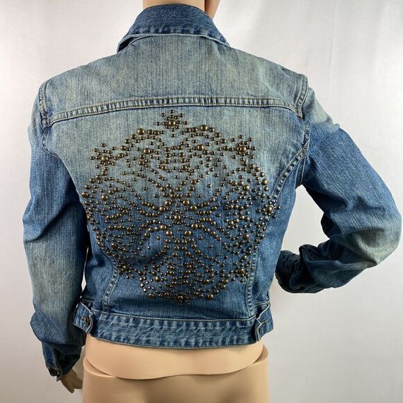 ❤️Last Chance INC International Concepts beaded cropped denim jacket size M - Picture 2 of 9